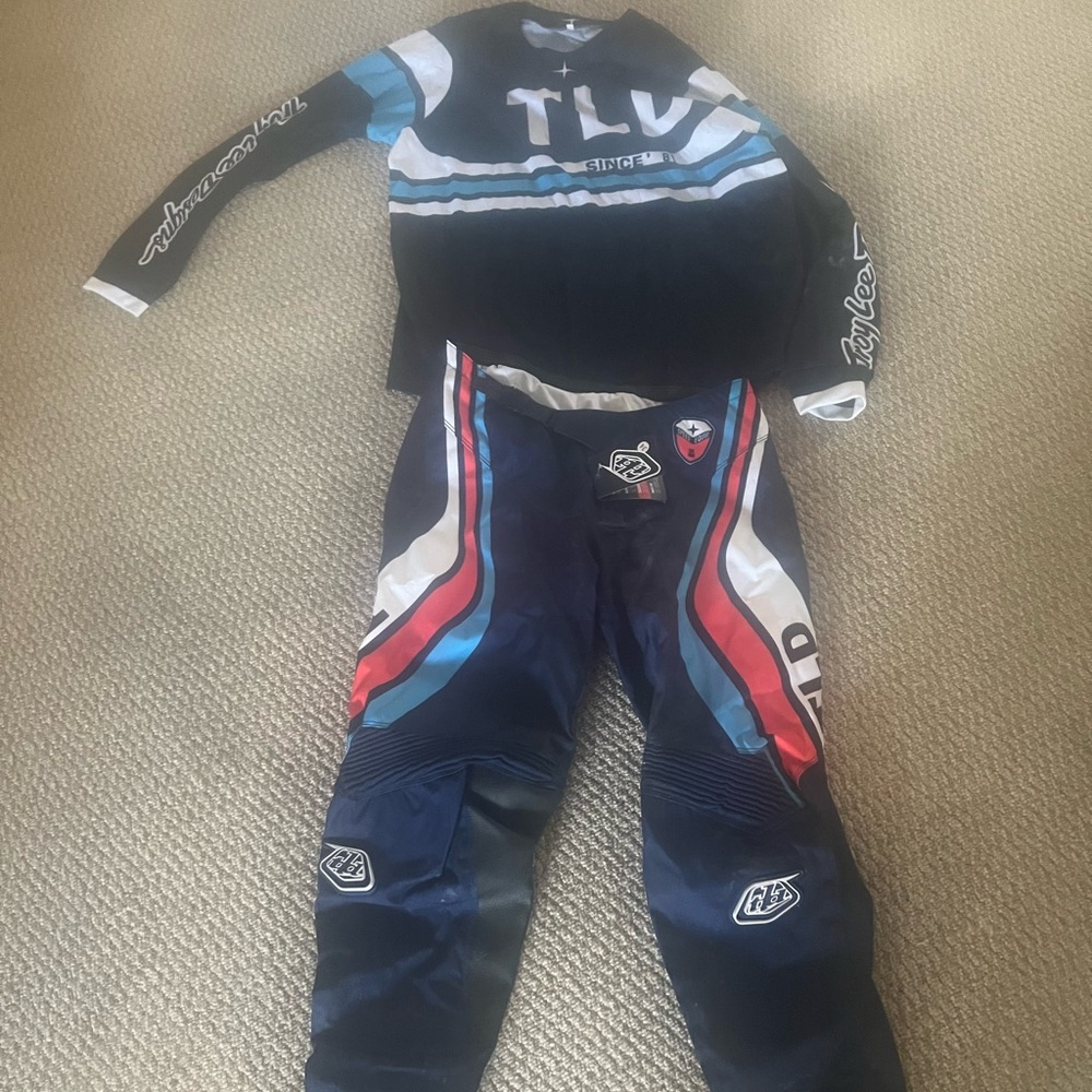 Brand new Troy Lee Mx racing suit